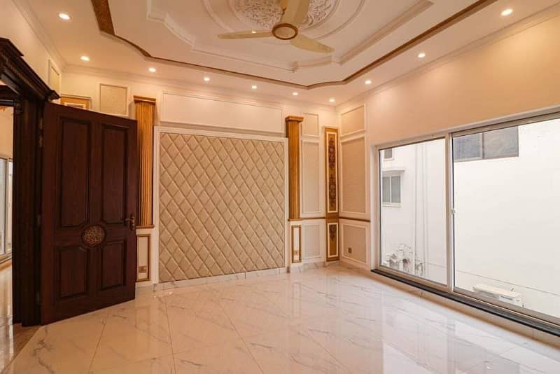 Like Brand New Kanal Full House Available For Rent in Dha Phase 6 23