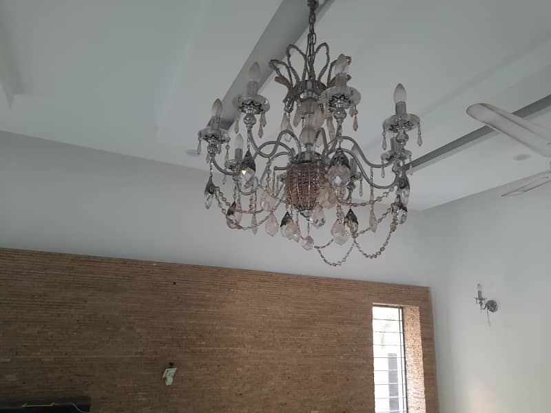 Kanal Old Spanish Design Renovated House Very Near To Masjid & Haly Tower 6