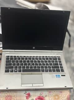 hp 8470p core i7 128gb ssd + 1TB hdd 6gb ram