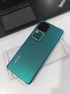 Vivo V30