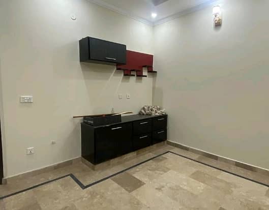 Brand New 3 Marla House Available In Lalazaar Garden For sale 5