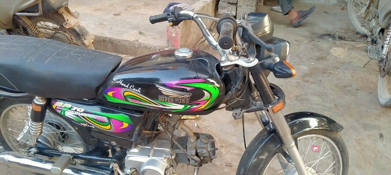 new jesii bike ha chalny me okk ha 1 dafa chori hoker Mili ha 3