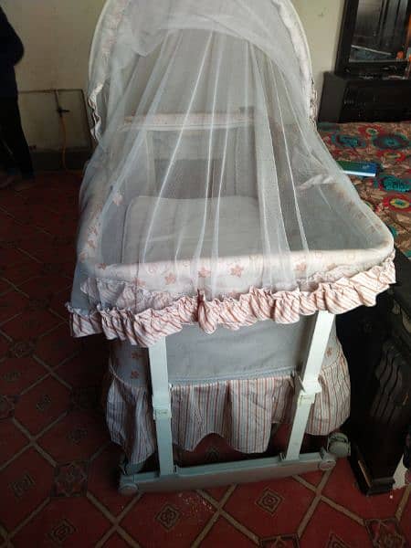 baby cot 4