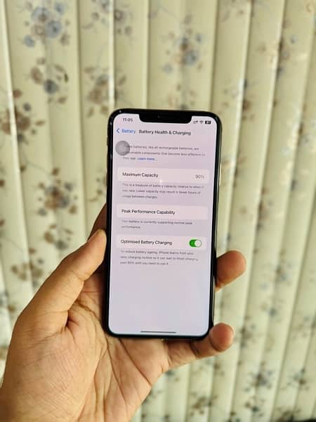 iPhone Xs Max 256 Gb 90% Battery Health 10/10 PTA 2