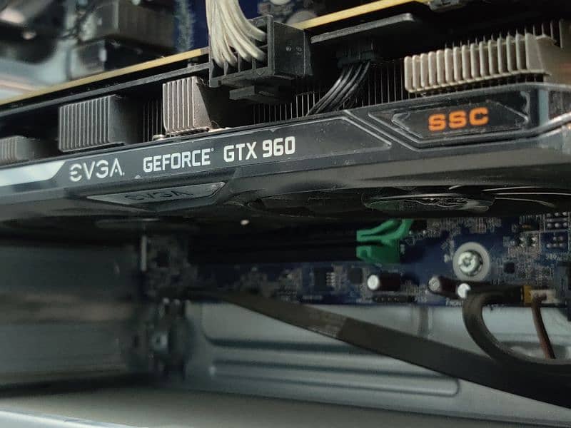 GEFORCE GTX-960-2GB 2