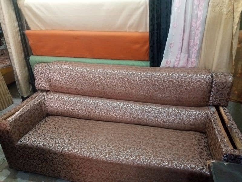 5 seter sofa. new condition for sale pH03185453947watsap avilible 1