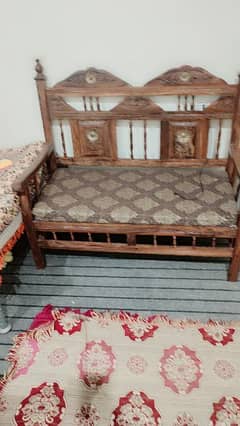 used sofa set / behtareen condition sofa set / home decorate furniture