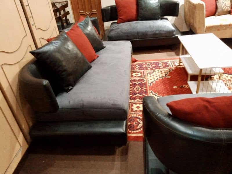 slightly used sofa available call 03124049200 4