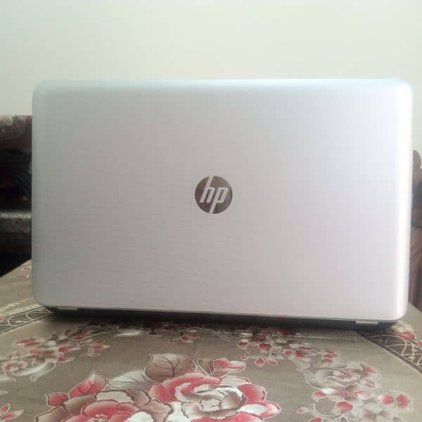 New HP laptop pavilion series for sale. . . 5