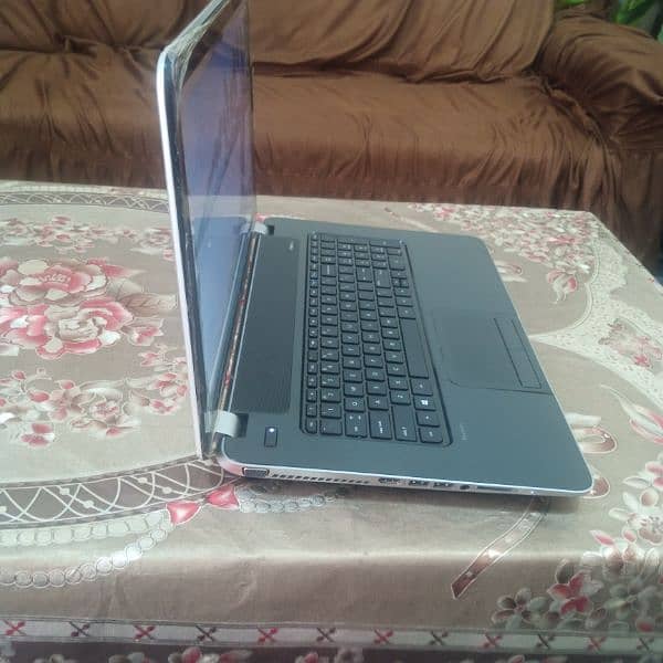 New HP laptop pavilion series for sale. . . 6