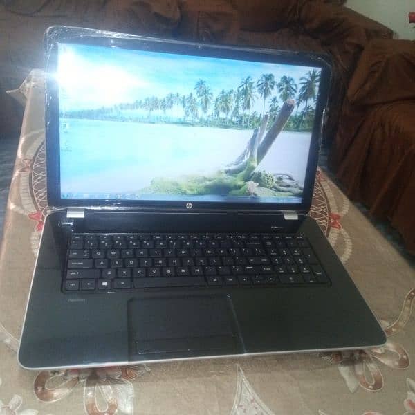 New HP laptop pavilion series for sale. . . 7