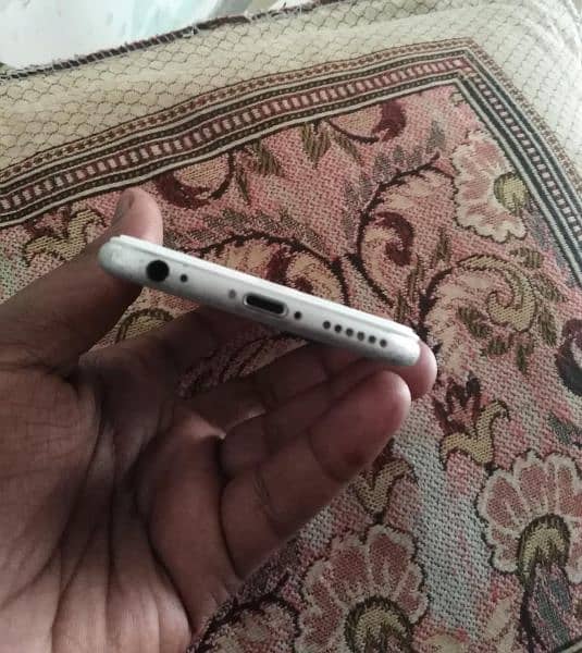 iphone 6 PTA approved 32gb 3