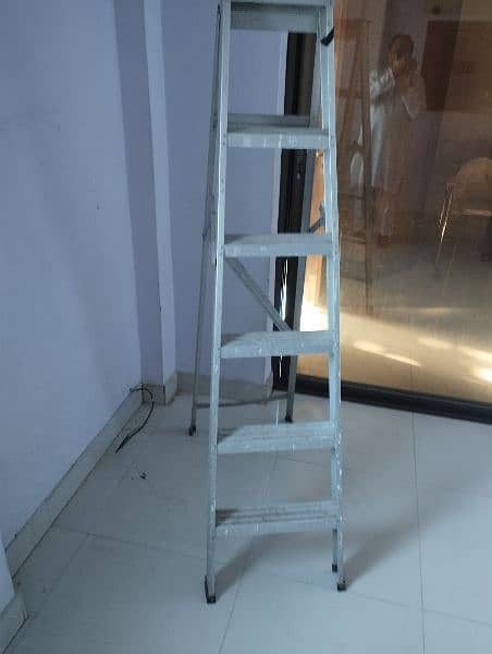 5-Step Aluminum Ladder for Sale 1