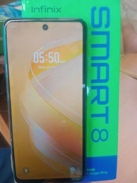 Infinix smart 8 4/64 all box 1