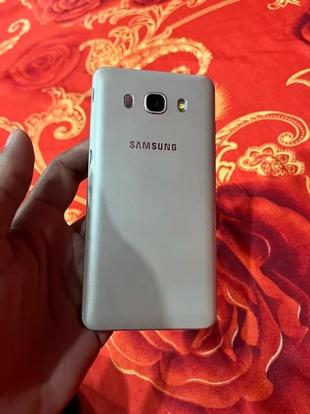 Samsung J5.6 0