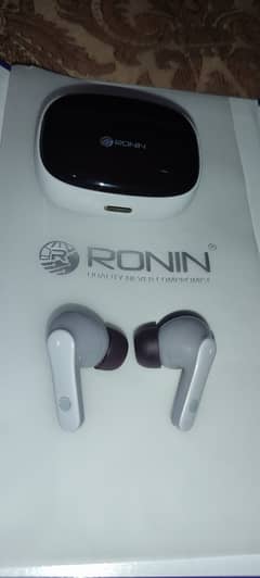 Ronin r-640