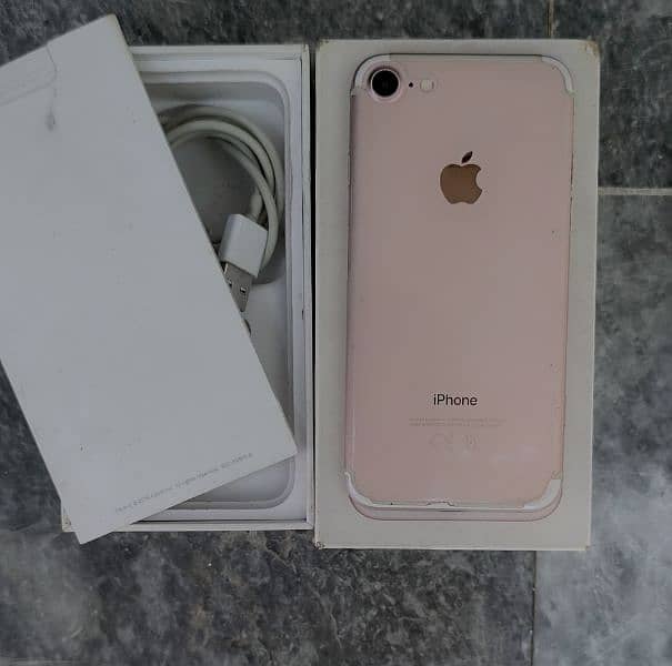 iphone 7     32 gb 1