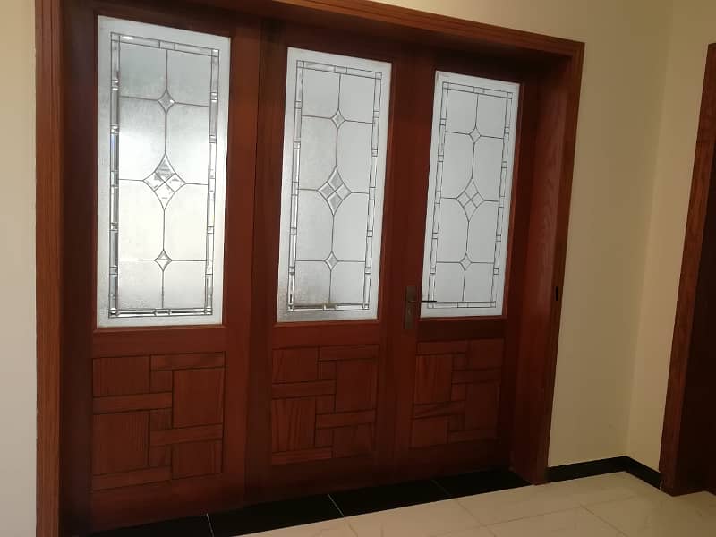 1 Kanal Brand New double storey House available for rent 33