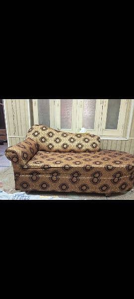 Dewan sofa 1