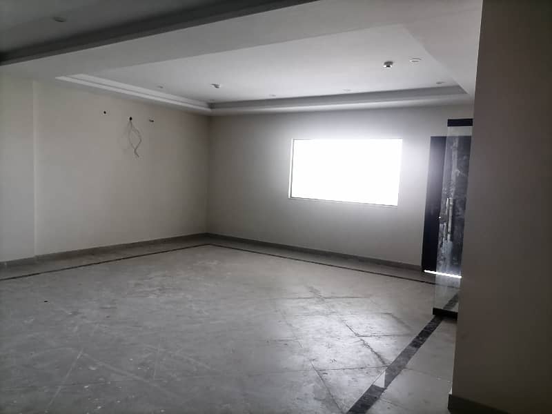 Well-constructed Ground Floor Office Available For rent In Paragon City 2