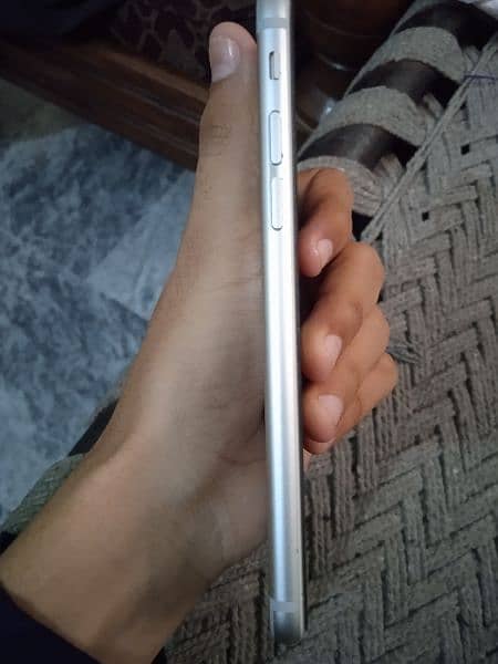 iPhone 6s 64gb nonpta 3