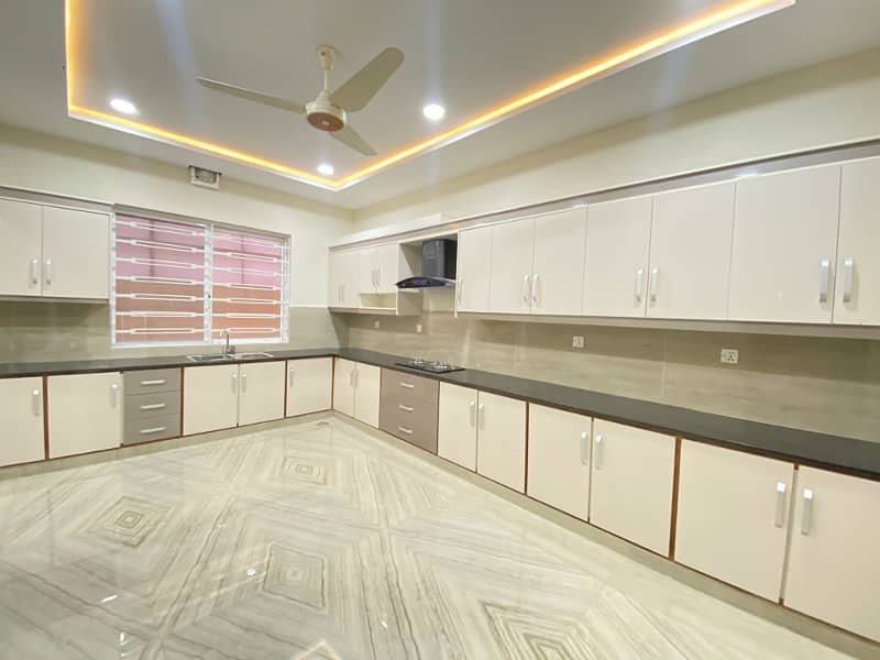 1 Kanal Double Storey Designer House Available For Rent 28