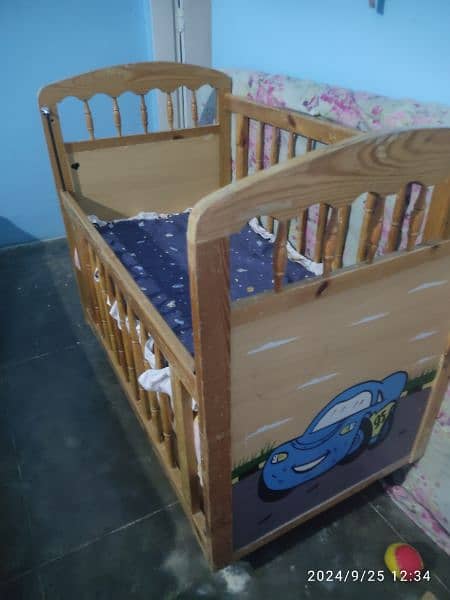 baby cot 2