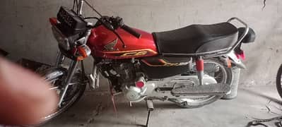 honda 125 all ok koi kaam ni honey wale battery new kit lgi hoi hai