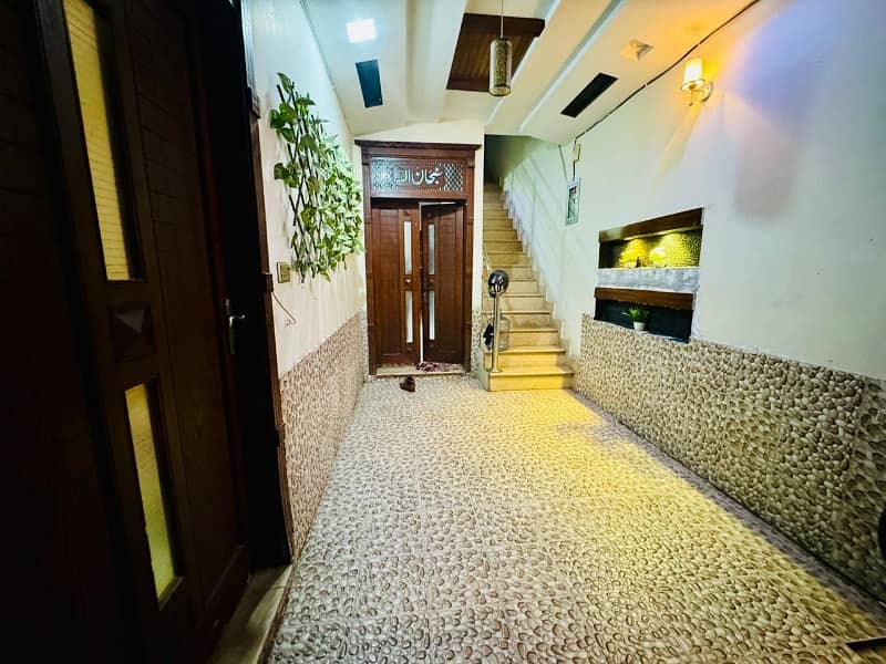 Ideally Located House For sale In Lalazaar Garden Available 22