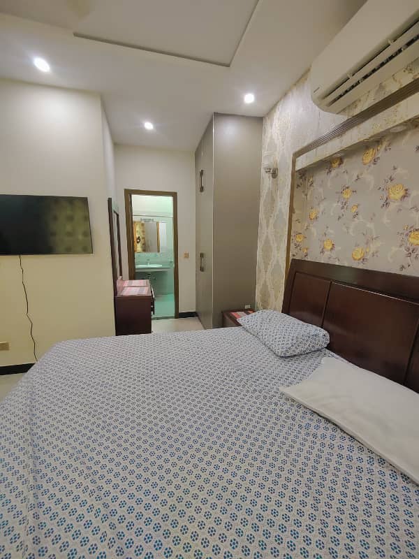 5 Marla Fully Furnished Upper Portion (Lower Portion Locked) For Rent In AA Block, Bahria Town Lahore 2