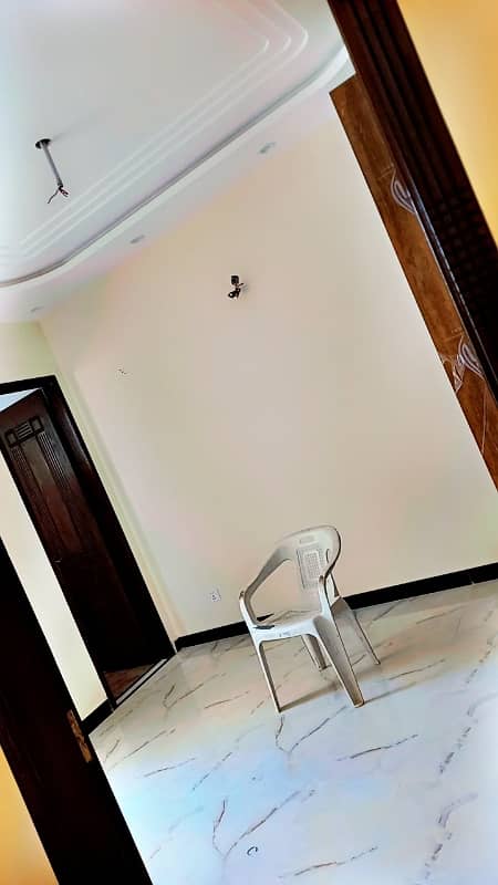 8Marla well Mantained House lower portion in KB colony For rent with 2 bed and Gas 10