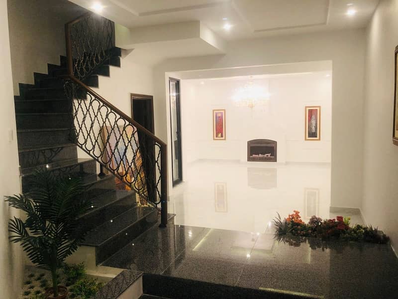 10Marla Upper Portion in KB colony For Rent On Prime location 0