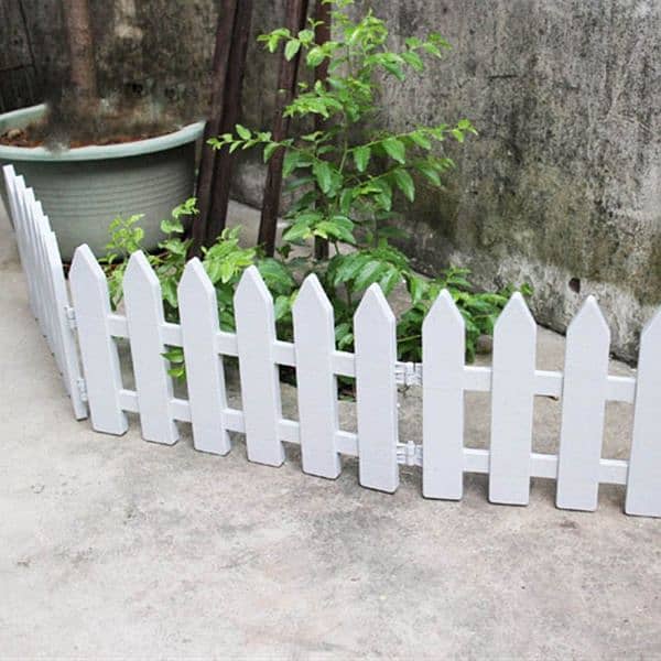 white fence wood 1