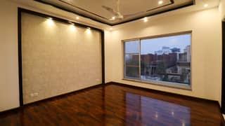 Centrally Located Upper Portion For rent In DHA Phase 8 Available