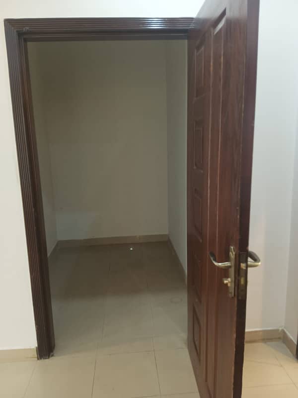 8 MARLA HOUSE IN UMAR BLOCK RS 290 LAC 5