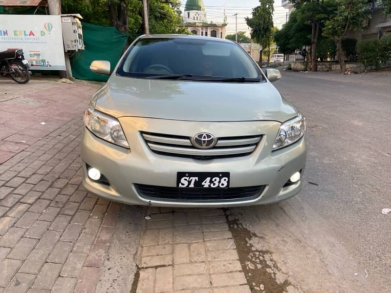 Toyota Corolla Altis 2010 6