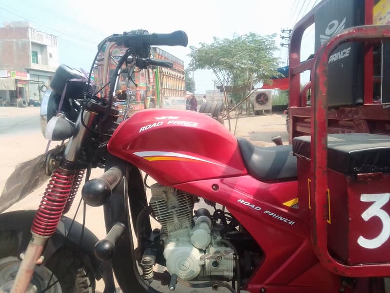 Road prince loader rickshaw 150 CC 3