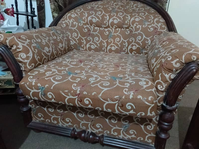 5 seater sofa , good condition 2