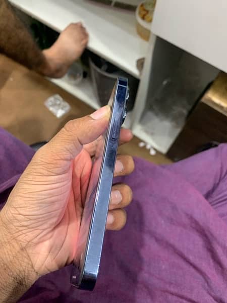 i phone 13pro factry 128 gb water pack 85 health condition  10/9 0