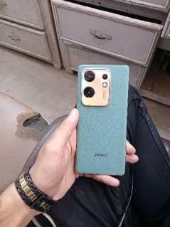 Infinix Zero 30 10/9