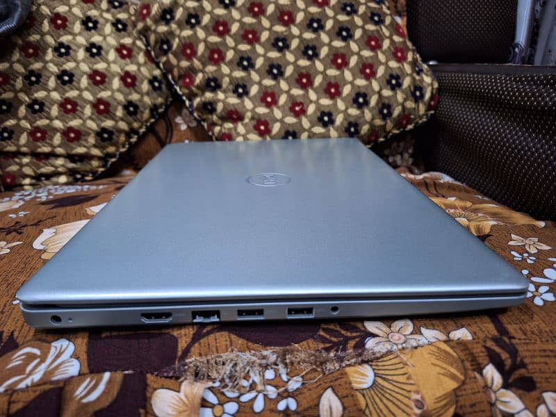 Dell Inspiron 3501 Core i5 11th Generation 3