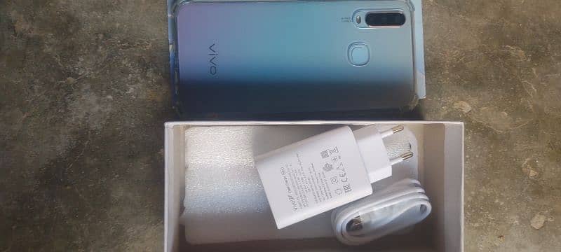 vivo y17 4/128 original 2