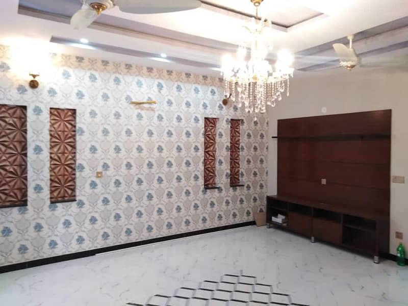 10 Marla Luxury Furnished Lower Portion For Rent in Bahria Town Lahore 16