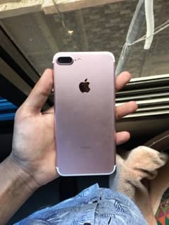 Iphone 7 plus Non pta Contact me on whatsapp-03494109384