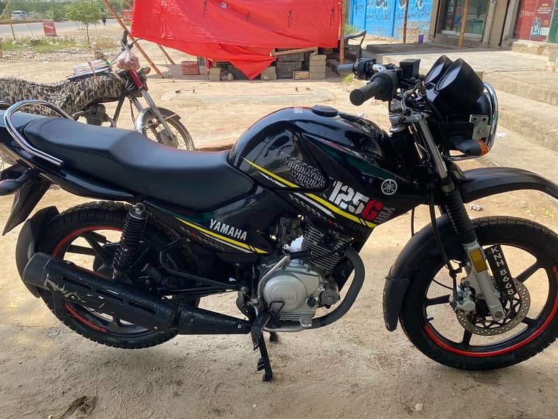 Yamaha YBR 125G 2020 Black 2