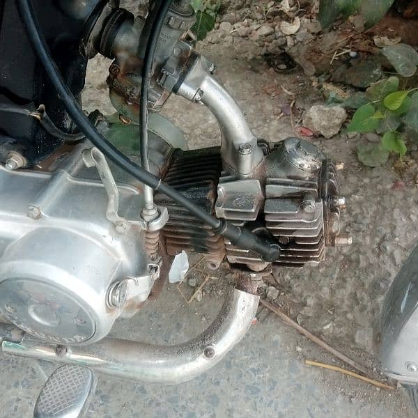 Honda bike CD 70 for sale 3