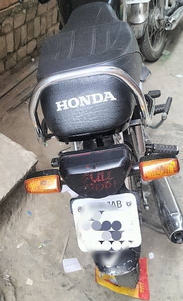 Honda CD 70 A1 Condition model 2022 registration 2023 stickers 2023 3