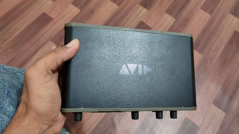 Avid Fast Track Duo Channel Audio Interface 2