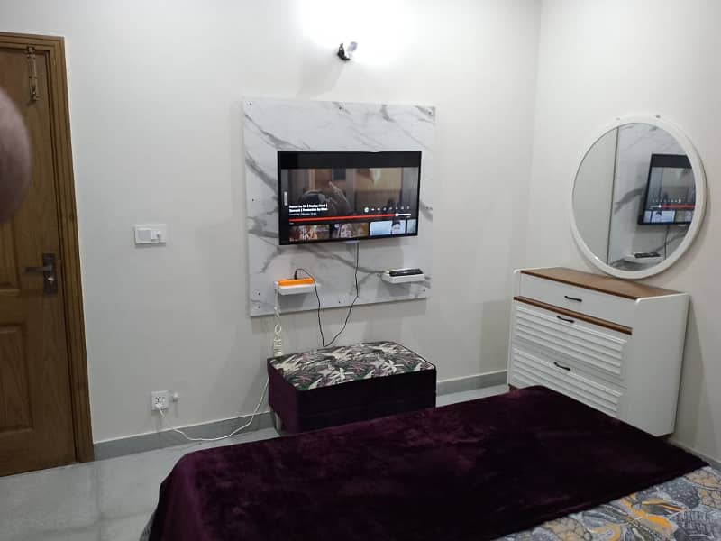 Luxury Furnished 1 Bedroom flat For Perday or Perweek in Islamabad 4