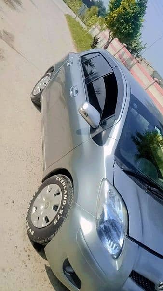 Toyota Vitz 2008 9